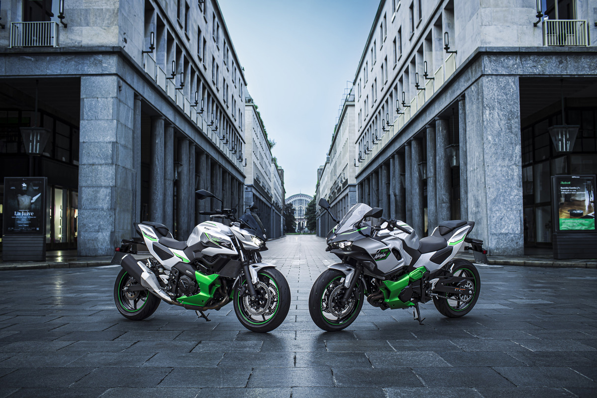 Kawasaki amplía las funciones de las Ninja 7 Hybrid y Z7 Hybrid
