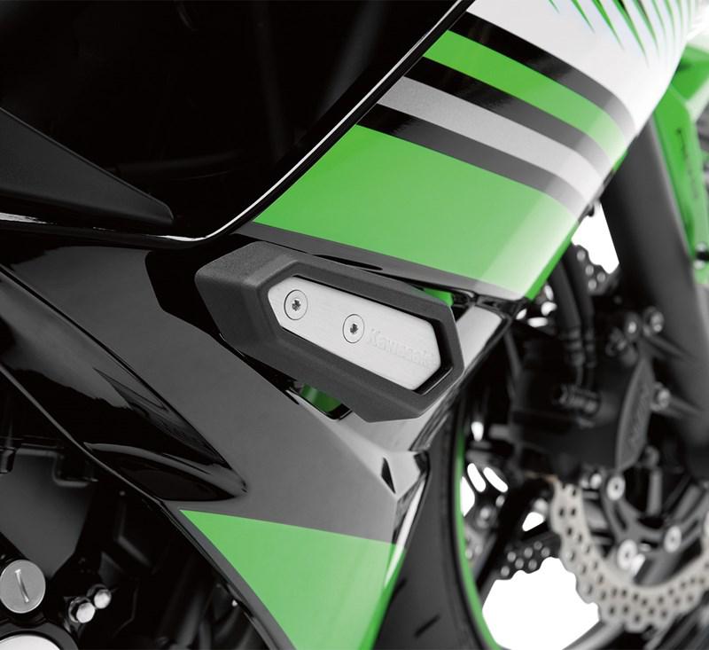 Protectores de chasis (Ninja 650 y Z650)